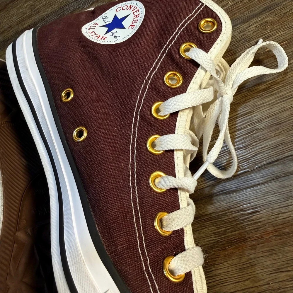 Converse Chuck Taylor All Star High Top Brown Cream Gold Eyelets Mens 8 Wos 10 - Picture 2 of 9